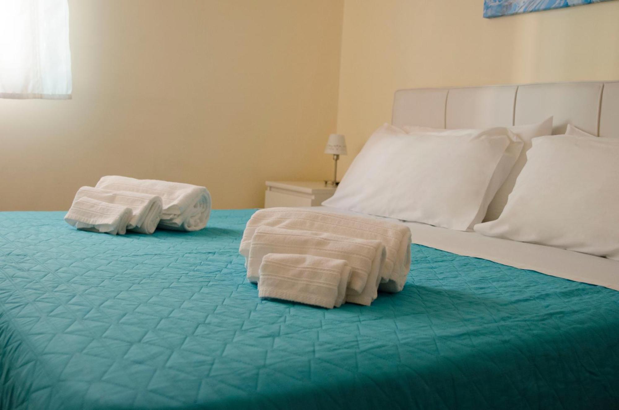 La Capina Apartment Letojanni Ngoại thất bức ảnh